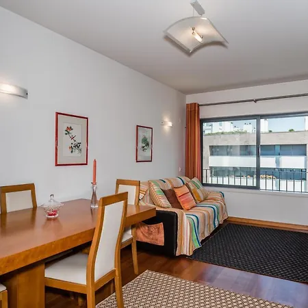 Apartment Stunning Flat - Parque Das Nacoes - Lisbon